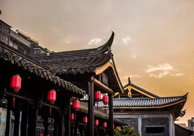 小魔仙跳舞